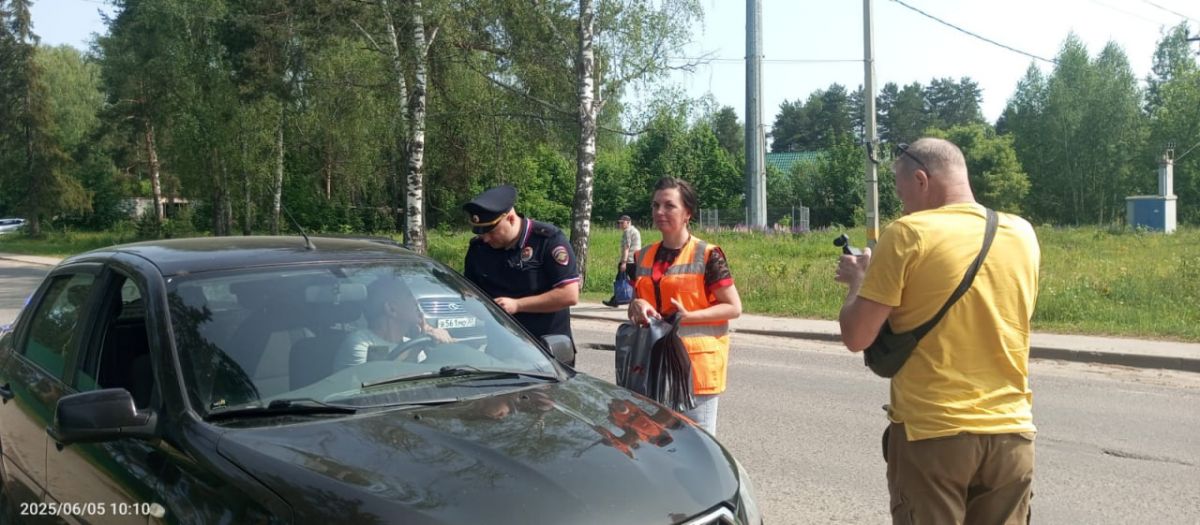 В Ивановской области с начала 2025 года произошло четыре ДТП на железной дороге     С начала 2025 года на ж/д-переездах в Ивановской области произошло уже четыре инцидента. При том, что на СЖД в текущем году отмечено всего семь ДТП на железных дорогах. В связи с отрицательной динамикой таких случаев активизировались профилактические мероприятия.  ↗  Прислать новость   Подписаться