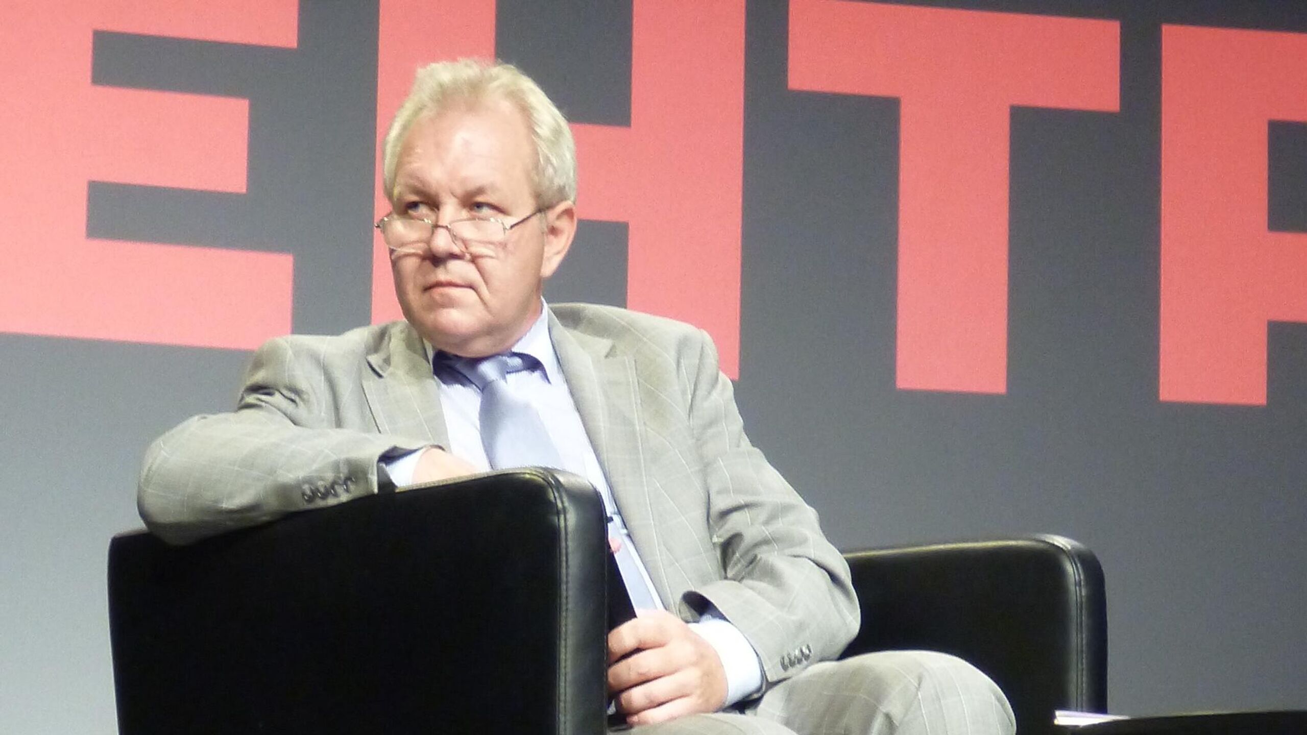 Следствие объявило экономиста Владислава Иноземцева в розыск сообщается в Telegram канале подмосковного главка СК России