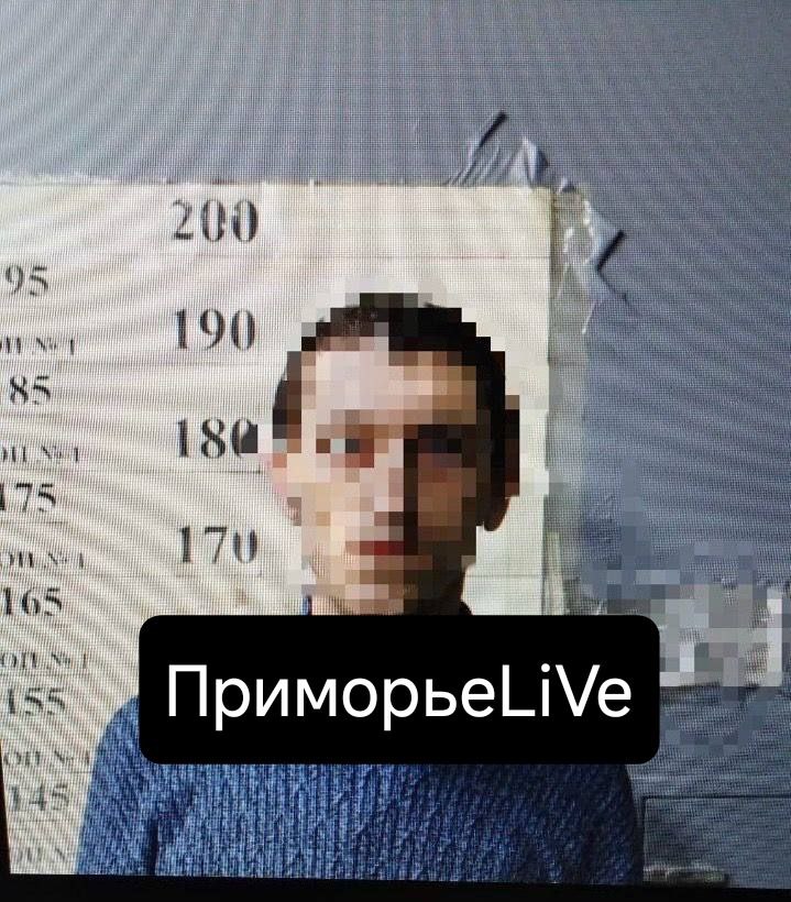 Во Владивостоке задержали рецидивиста, обокравшего пенсионера Полиция Советского района Владивостока задержала 39-летнего мужчину, который украл кошелёк у 75-летнего пенсионера возле аптеки. Похищенная сумма составила 10 тысяч рублей. Злоумышленник ранее уже привлекался к ответственности за имущественные преступления. Сейчас в отношении него возбуждено уголовное дело по статье «Кража», решается вопрос о мере пресечения.