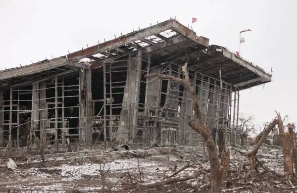 Подготовка строительства нового аэропорта Донецка начнётся в нынешнем году  Сообщил глава ДНР Денис Пушилин.   Донецку намерены вернуть статус ключевого транспортного узла, подчеркнул он.   Международный донецкий аэропорт им. С. Прокофьева был разрушен в боях с ВСУ разрушен в 2014—2015 годах.  Подписаться