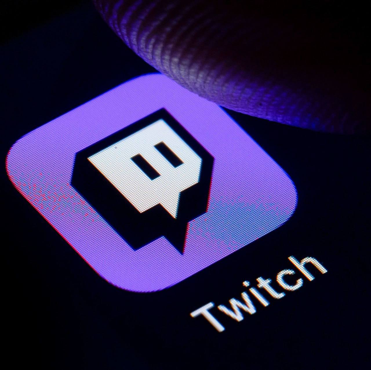 Twitch могут заблокировать в России, — сообщают СМИ  По информации журналистов, правительство сейчас обсуждает возможность блокировки сервиса из-за «несоблюдения цензуры» и игнорирования миллионных штрафов.     ВПШ