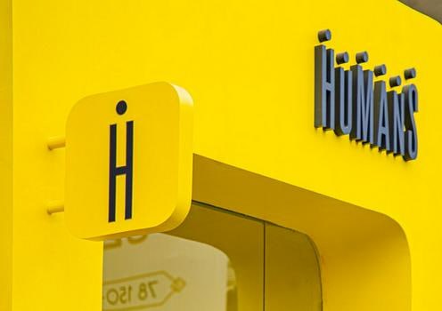 ЦБ Узбекистана начал проверку платежной системы Humans после жалоб на кражу средств С 9 декабря действие сервиса приостановлено Транзакции и прочие операции по картам Uzcard и Humo осуществляются в штатном режиме Также пользователи могут беспрепятственно пользоваться картами в приложениях других банков и платежных сервисов Подробнее на нашем сайте Актуальные новости из Центральной Азии fergananews