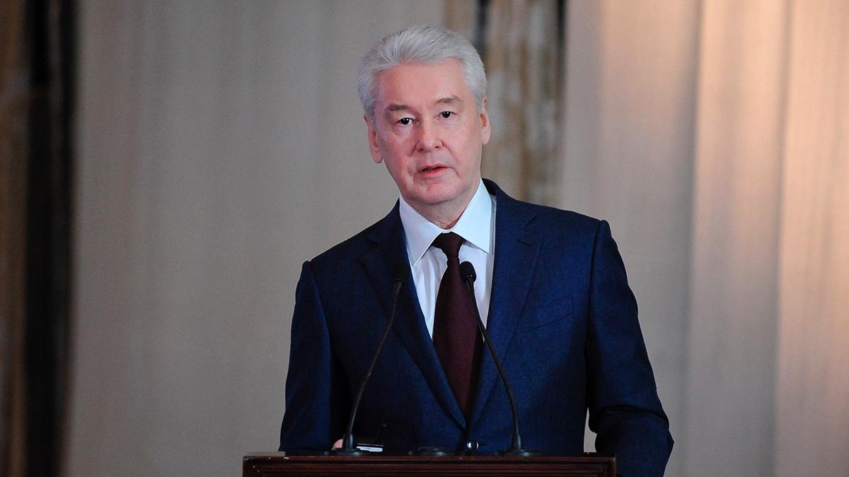 Уходящий год принес много хорошего нашему городу и за это я говорю огромное спасибо москвичам Сергей Собянин поблагодарил москвичей за их трудолюбие во время традиционного отчета в Мосгордуме Уважаемые коллеги промышленность наука финансы информационные технологии креативный сектор медиа транспорт социальная сфера энергетика и ЖКХ все вместе они являются прочным фундаментом развития города отметил Сергей Собянин Мэр добавил что несмотря на все сложности намеченные планы по развитию этих отраслей были выполнены а также создан хороший задел для успешной работы в следующем году Сергей Собянин также поблагодарил президента России Владимира Путина парламент и Правительство России и Московскую область за постоянную помощь и поддержку     Подписаться на Вечернюю Москву ВМ в MAX