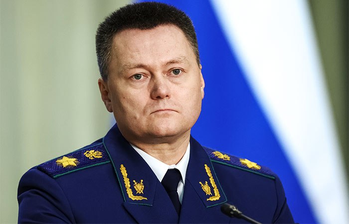 Высшая квалификационная коллегия судей 15 сентября на внеочередном заседании рассмотрит вопрос о рекомендации генпрокурора Игоря Краснова на должность председателя Верховного суда России Конкурс на должность председателя ВС был объявлен 29 июля после смерти Ирины Подносовой Краснов единственный кандидат на эту должность Фото Валерий Шарифулин ТАСС interfaxonline