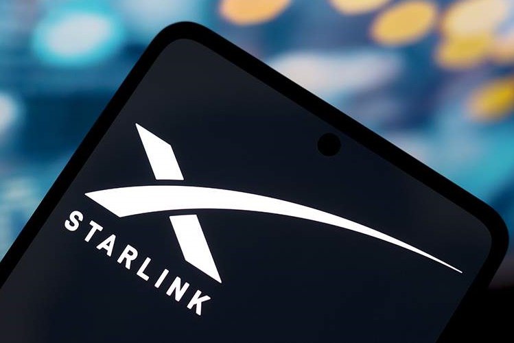Starlink выйдет на рынок Узбекистана в рамках глобального соглашения с телеком группой Veon Компания Starlink принадлежащая Илону Маску подписала крупнейшее в своей истории соглашение с международной телекоммуникационной группой Veon которая работает более чем в шести странах включая Узбекистан Подробнее   anhor uz news starlink 7 anhoruz Новости события мнения Мобильное приложение IOS Android