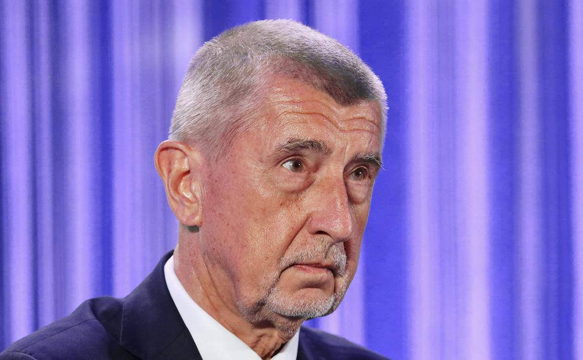 Премьер Чехии Бабиш купил глобус чтобы найти Гренландию Чтобы лучше видеть где находится Гренландия я купил большой и красивый глобус заявил Бабиш Записки Феликса отправь другу