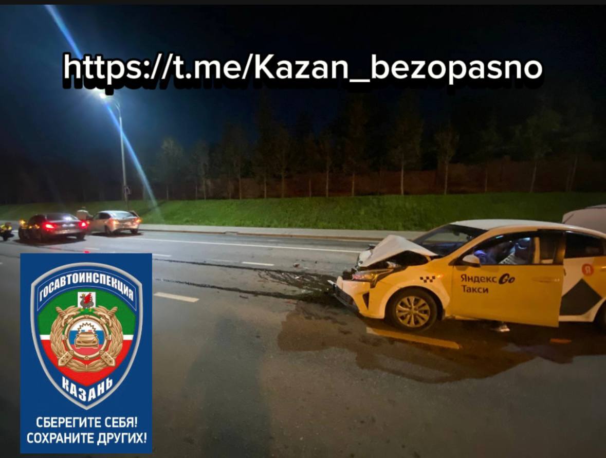  За прошедшие сутки на дорогах Казани задержали 8 пьяных водителей За прошедшие сутки автоинспекторы Казани задержали 8 водителей в состоянии опьянения, а также остановили еще 8 автомобилистов, управляющих транспортными средствами без соответствующих прав. Об этом сообщает городская Госавтоинспекция. По данным ведомства, всего за сутки поступило 68 сообщений о ДТП, из них 27 – с материальным ущербом. В результате пострадали два человека, погибших нет. Подпишитесь: