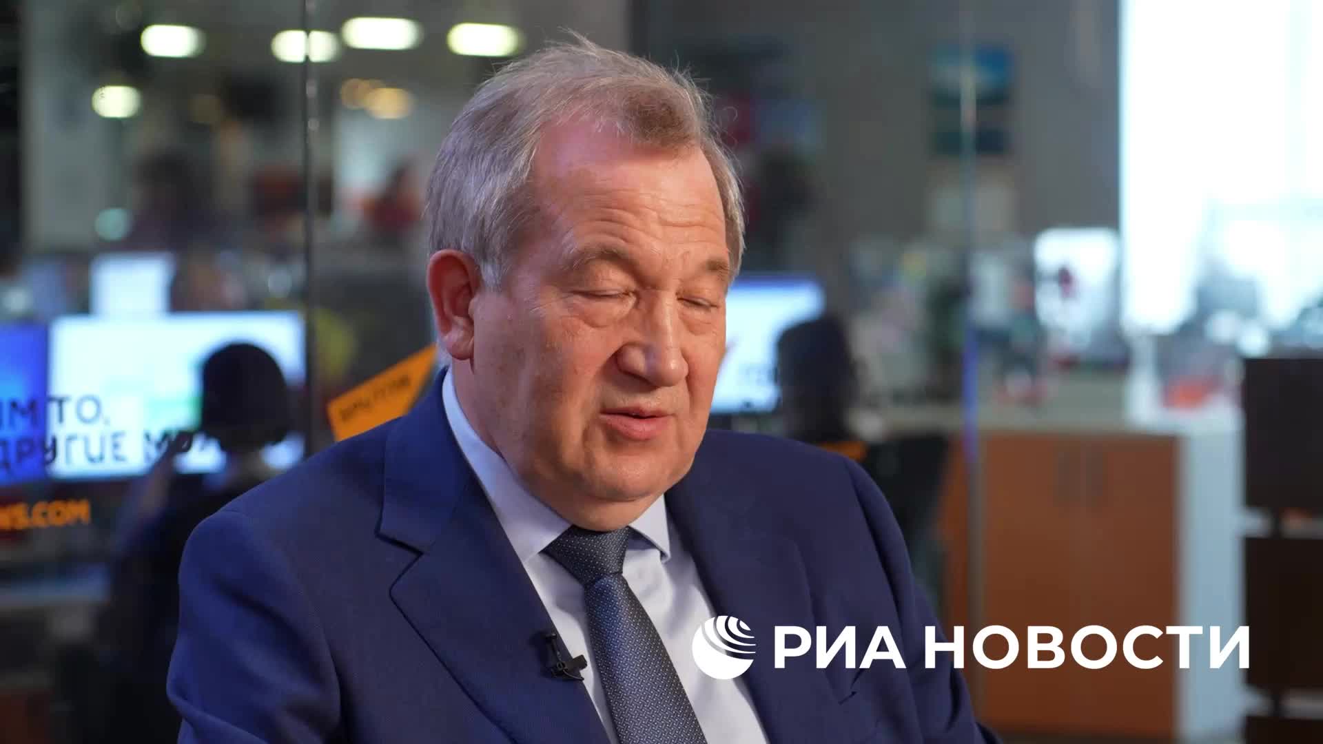 Апробация единых учебников по естественным наукам в России начнется в 2026 году