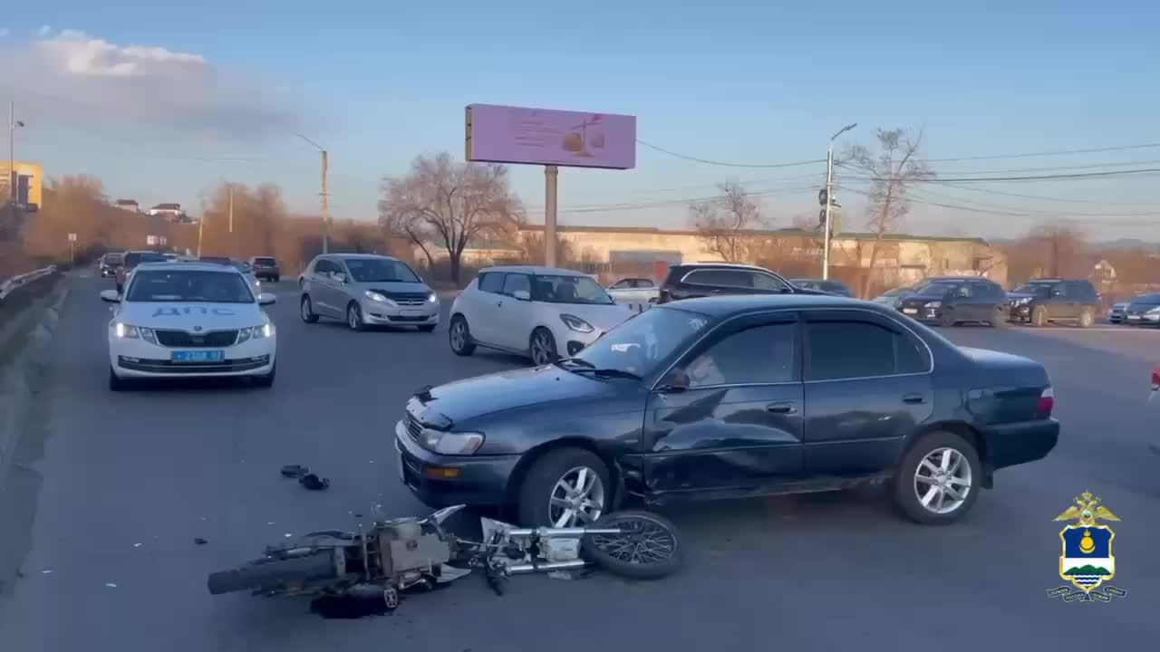 ДТП с участием подростков на мотоциклах в Саратовской области и Бурятии