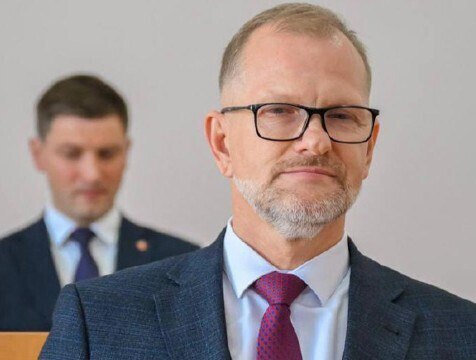 В Людиновском районе назначили нового главу В Людиновском муниципальном округе произошли кадровые перестановки На должность временно исполняющего обязанности главы назначен Геннадий Ананьев Ранее он был замглавы администрации Обнинска Об этом сообщил Владислав Шапша http gtrk kaluga ru news obschestvo news 57577