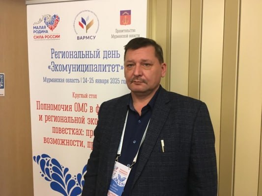 С 11 июня в Майнском районе открыт приём документов от кандидатов на должность главы администрации. Нынешний руководитель Олег Шуенков в разговоре с 73online подтвердил своё намерение идти на новый срок, а кто составит ему конкуренцию, станет известно до 3 июля. Подписывайтесь: 73online Присылайте новости