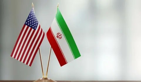Трамп заявил о готовности принять участие в переговорах США с Ираном Президент США Дональд Трамп 3 июля заявил, что при необходимости готов принять участие в переговорах между Вашингтоном и Тегераном. По словам главы Белого дома, Иран хочет вступить в диалог с ним. Он отметил, что США не преследуют цели нанести республике вред.