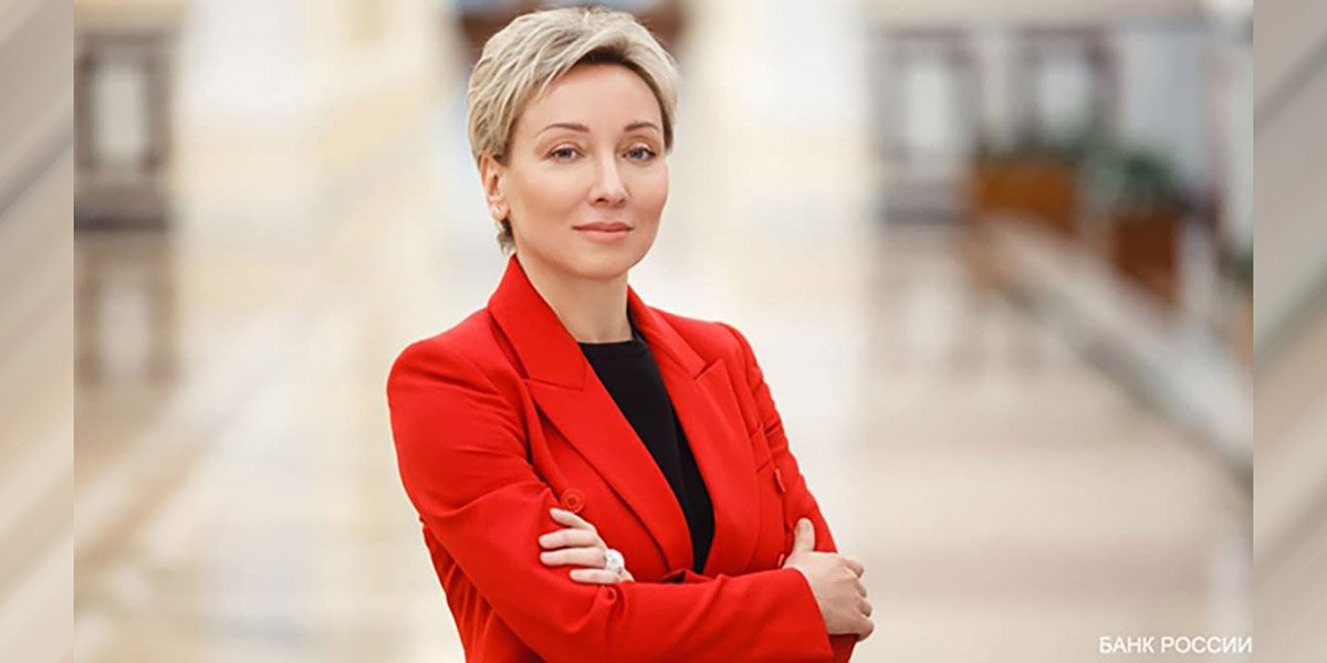 ВТБ трансформирует розничный бизнес в 2026 году В следующем году ВТБ намерен трансформировать свой розничный бизнес Банк выстроит свои отношения с клиентами с акцентом на персонализацию цифровые сервисы и выгоду от партнерских проектов Об этом в преддверии 16 го Инвестиционного форума ВТБ РОССИЯ ЗОВЕТ заявила первый заместитель президента председателя правления ВТБ Ольга Скоробогатова   oboz info vtb transformiruet roznichnyj biznes v 2026 godu