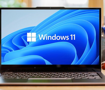 Microsoft призывает пользователей ПК с Windows 10 обновиться до Windows 11, чтобы минимизировать риски Корпорация Microsoft давно и не слишком успешно ведет информационно-пропагандистскую кампанию с целью перевести как можно больше пользователей на свою новейшую операционную систему. На этот раз компания призвала владельцев ПК и ноутбуков с Windows 10 обновиться до Windows 11, чтобы «минимизировать риски». Читать далее