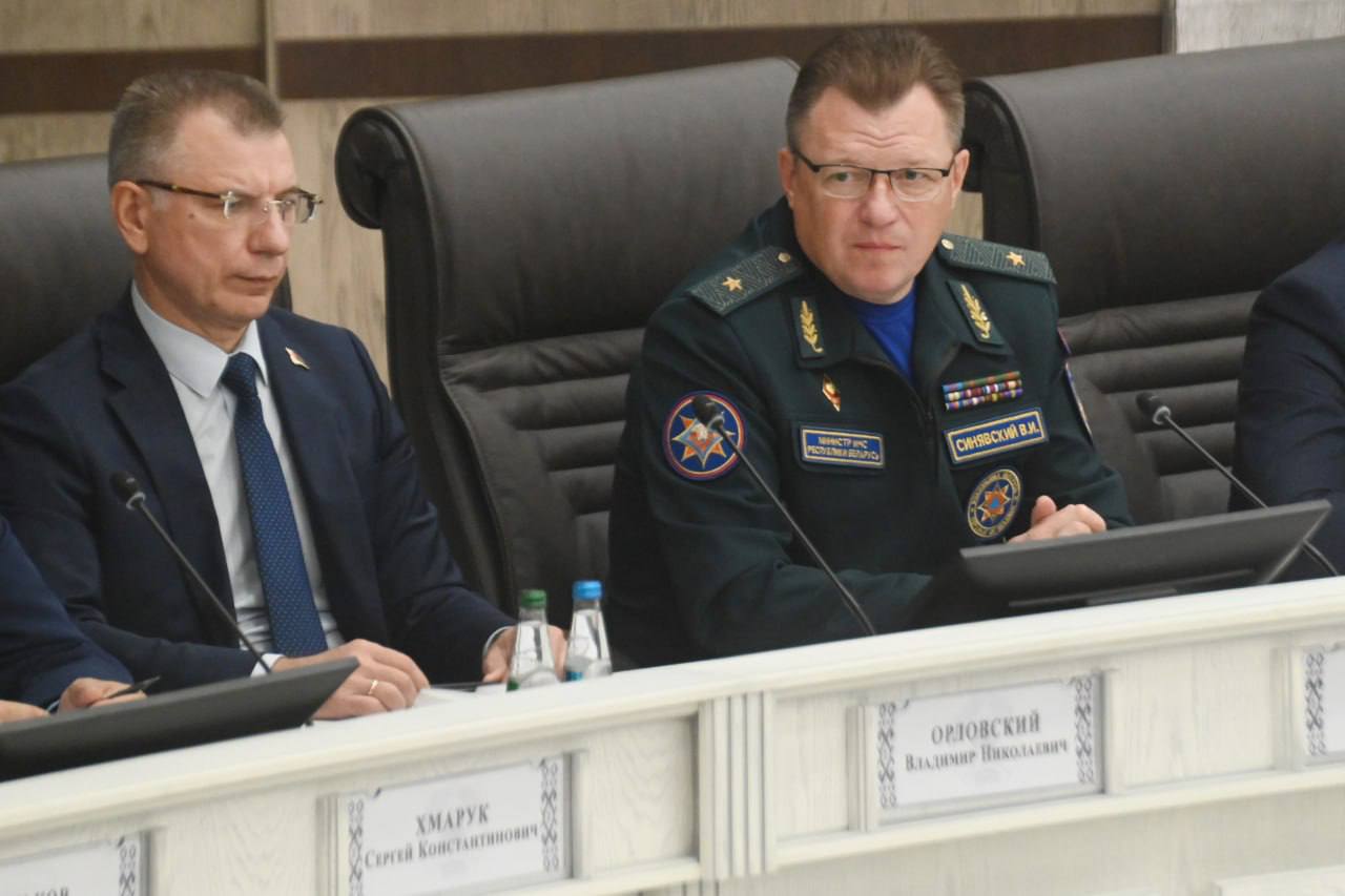 Валерий Рудольф на территории области за 7 месяцев 2025 года регистрируется рост количества пожаров к аналогичному периоду 2024 года на 13 7 с 520 до 591 Количество погибших в результате пожаров уменьшилось Основные причины пожаров неосторожное обращение с огнем 238 пожаров или 40 3 в том числе при курении 118 или 20 нарушение правил устройства и эксплуатации электросетей и электрооборудования 145 или 24 5 нарушение правил устройства и эксплуатации печей теплогенерирующих агрегатов и устройств 126 или 21 3 1 1 1