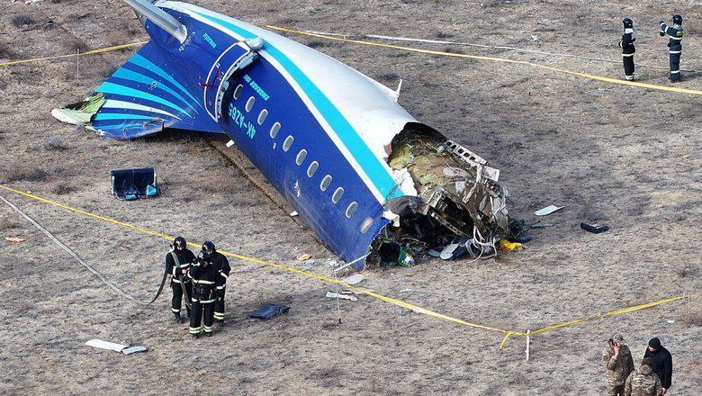 Бaку ждет от Москвы признания ответственности за крушение самолета AZAL вблизи Актау в Казахстане, при том, что расследование причин катастрофы по-прежнему не завершено — помощник президента Азербайджана Хикмет Гаджиев. Инцидент произошел на территории России, в воздушном пространстве России, и мы знаем, как это произошло. Это не секрет. Азeрбайджан как соседнее государство и государство-партнер ждет от России, что она возьмет на себя ответственность и обеспечит справедливость в этом вопросе