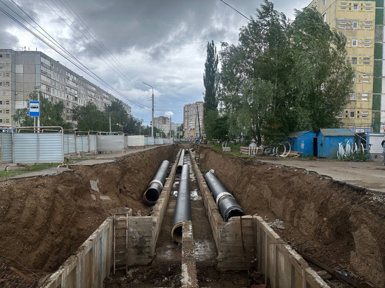В Уфе частично перекроют движение по двум улицам На улице Гафури закроют проезд с 00:00 25 июля до 23.00 27 июля, на нечетной стороне от 21-го до 25-го дома с пересечением улиц Свердлова и Коммунистической. Проезжая часть улицы Пархоменко будет перекрыта с 25 июля по 2 августа с нечетной стороны ул. 50 лет Октября . Временные неудобства связаны с реконструкцией тепломагистрали. Просим заранее планировать свой маршрут. Моя Уфа. Подписаться Прислать новость