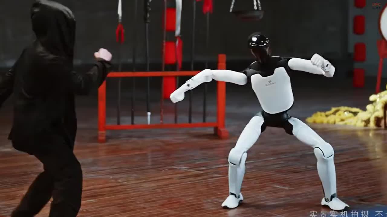 AGIBOT представляет нового робота-экскурсовода Expedition A3 с уникальными кунг-фу навыками