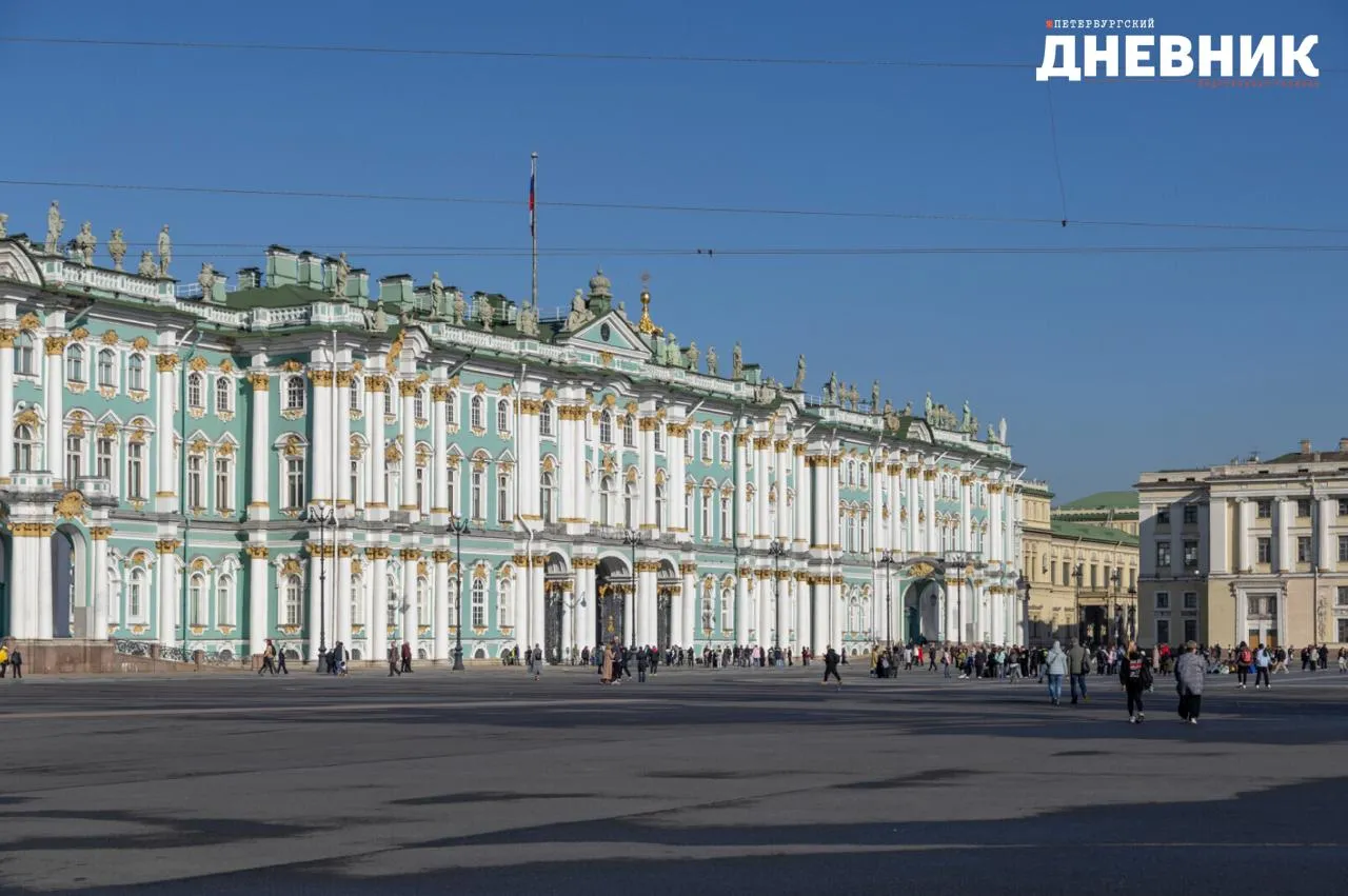 В День космонавтики Эрмитаж можно будет посетить бесплатно 12 апреля в День космонавтики Государственный Эрмитаж откроет бесплатный вход для посетителей Гости смогут побывать в Главном музейном комплексе Главном штабе Реставрационно хранительском центре Старая Деревня Дворце Меншикова Музее Императорского фарфорового завода и Зимнем дворце Петра I Билеты будут поэтапно появляться на официальном сайте за 3 4 дня до даты а также будут доступны в кассах в день посещения Их количество ограничено Фото Олег Золото Подписаться на Петербургский дневник в МАХ