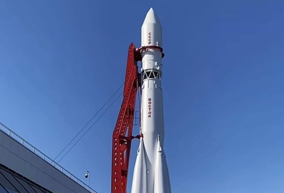 Ракета у калужского Музея космонавтики преобразилась Ракета у Музея космонавтики в Калуге вновь привлекает взгляды — её покрасили, и теперь она выглядит свежо и ярко. ↗ Прислать новость Подписаться