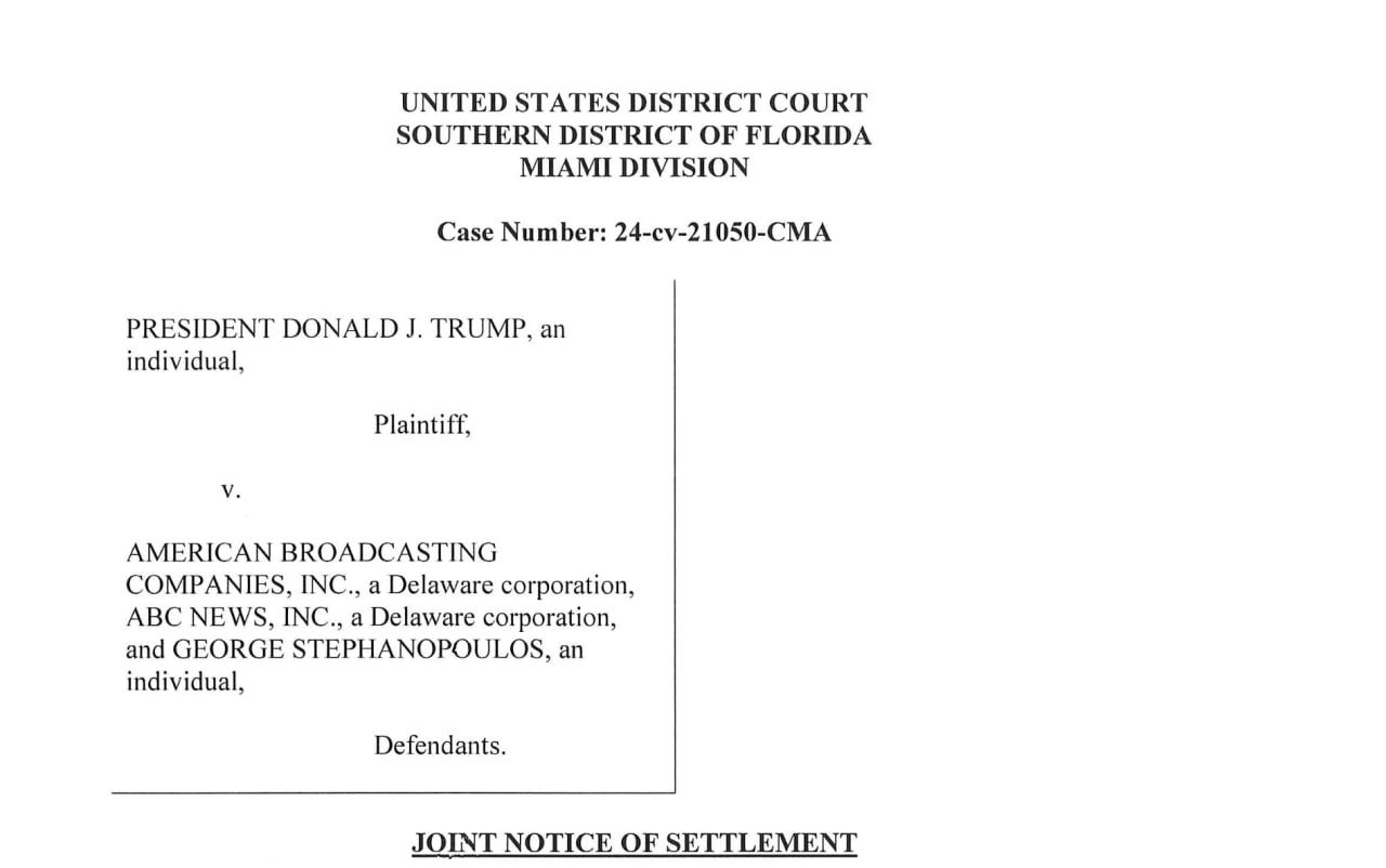 Дональд Трамп и канал новостей ABC заключили мировое соглашение в рамках дела по иску Трампа к каналу о распространении порочащих сведений.  Речь шла о том, что ведущий новостей George Stephanopoulos в интервью с членом Палаты Представителей Nancy Mace допустил высказывание, что присяжные в деле Джин Кэрролл решили, что Дональд Трамп совершил изнасилование. Поскольку в том деле решили, что Трамп совершил сексуализированное насилие, а не изнасилование, Трамп подал на канал и ведущего в суд за распространение порочащих сведений.   Вчера стало известно, что судья магистрата обязан и ведущего, и бывшего/будущего президента провести 4 часа на следующей неделе, давая показания по делу в рамках процедуры раскрытия доказательств. Сегодня стало известно о мировом соглашении: канал выплатит 15 млн долларов НКО, которое будет создано Трампом или в его интересах для создания музея 45-го и 47-го президента США. Так же канал возместит расходы на юристов в размере 1 млн долларов, а в онлайн версии интервью канал и ведущий сделают сноску о том, что "сожалеют о сказанном".
