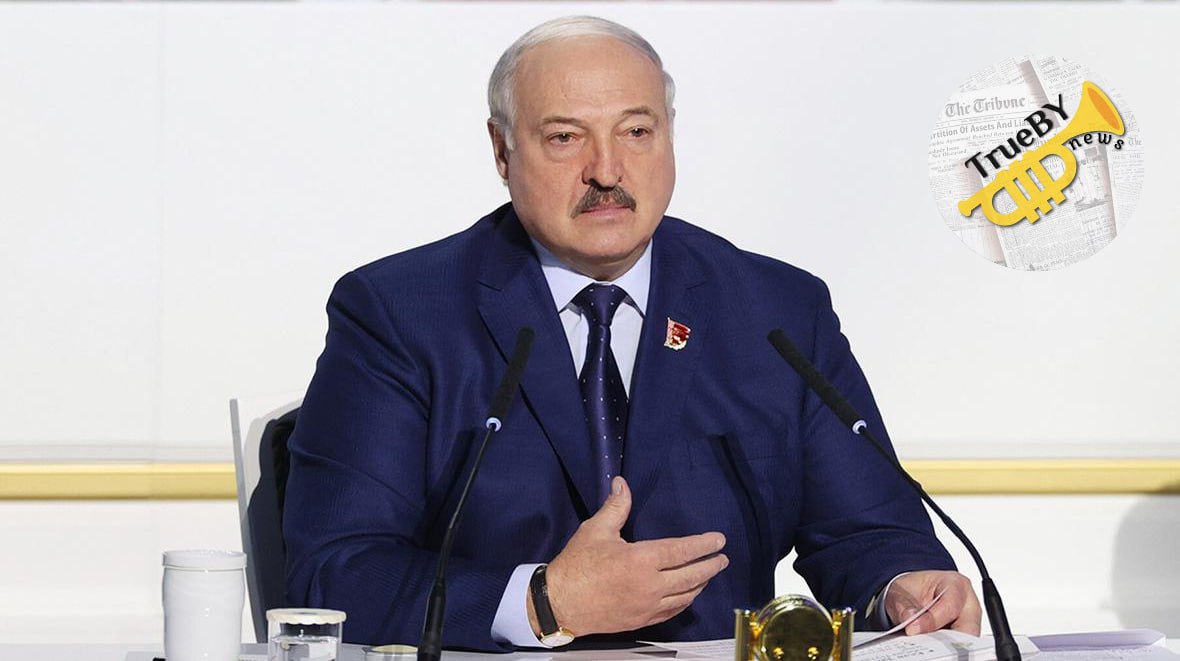 Лукашенко сообщил, что Беларусь не планирует входить в состав других государств "Мы учимся самым передовым технологиям. Только так можно развиваться, переступив через одну, а может, две ступени развития. В этом смысл всей нашей жизни. Если не будем ориентироваться на будущее, если не будем создавать объекты будущего, мы будем постоянно уязвимы, постоянно нас будут в спину толкать, и будете на кухне шушукаться: "В какой состав мы войдем завтра? В какую страну, внутрь, войдем?" Мы никуда не собираемся входить, мы всегда будем стоять рядом, но, чтобы стоять рядом, мы должны быть интересны тем, кто с нами рядом", - сказал Лукашенко. #Лукашенко #Беларусь TrueBY news