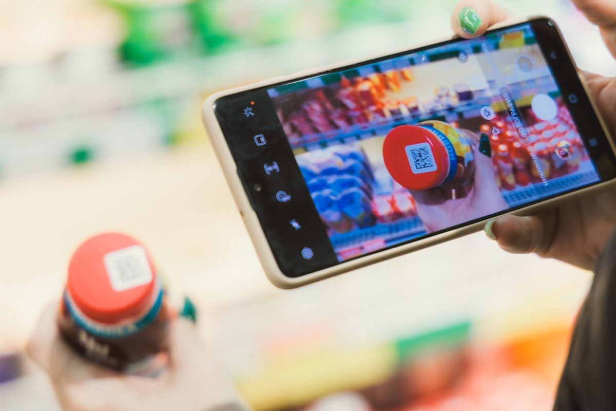 В Липецкой области за год Честный знак заблокировал больше миллиона нелегальных товаров   newslipetsk ru fn 1784921 html Система маркировки Честный знак в Липецкой области в 2025 году заблокировала 1 34 млн попыток продажи товаров которые не соответствовали требованиям безопасности и закона Среди продукции попавшей под блокировку товары с поддельными кодами истекшим сроком годности или нарушениями в цепочке поставок   Прислать новость Подписаться