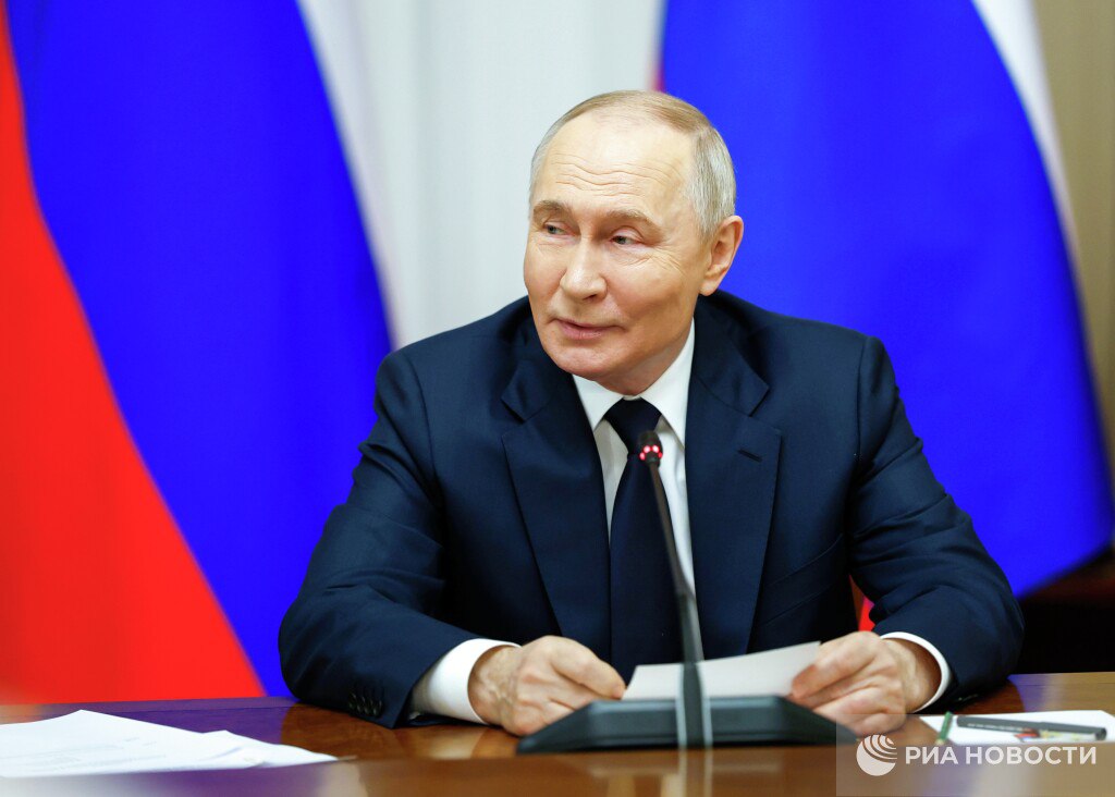 Большой общей победой назвал Путин возвращение российским паралимпийцам гимна и флага на соревнованиях Подписаться на РИА Новости