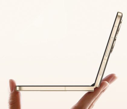 Xiaomi анонсировала «раскладушку» Mix Flip 2 — тонкий, легкий и надежный флагман Xiaomi начала активно рассказывать о новых устройствах, которые будут представлены на грядущей большой презентации. Компания сделала анонс смартфона Mix Flip 2. Его позиционируют как «небольшой складной флагман». В Xiaomi говорят, что новое поколение стало прочнее и надежнее предшественника. Читать далее