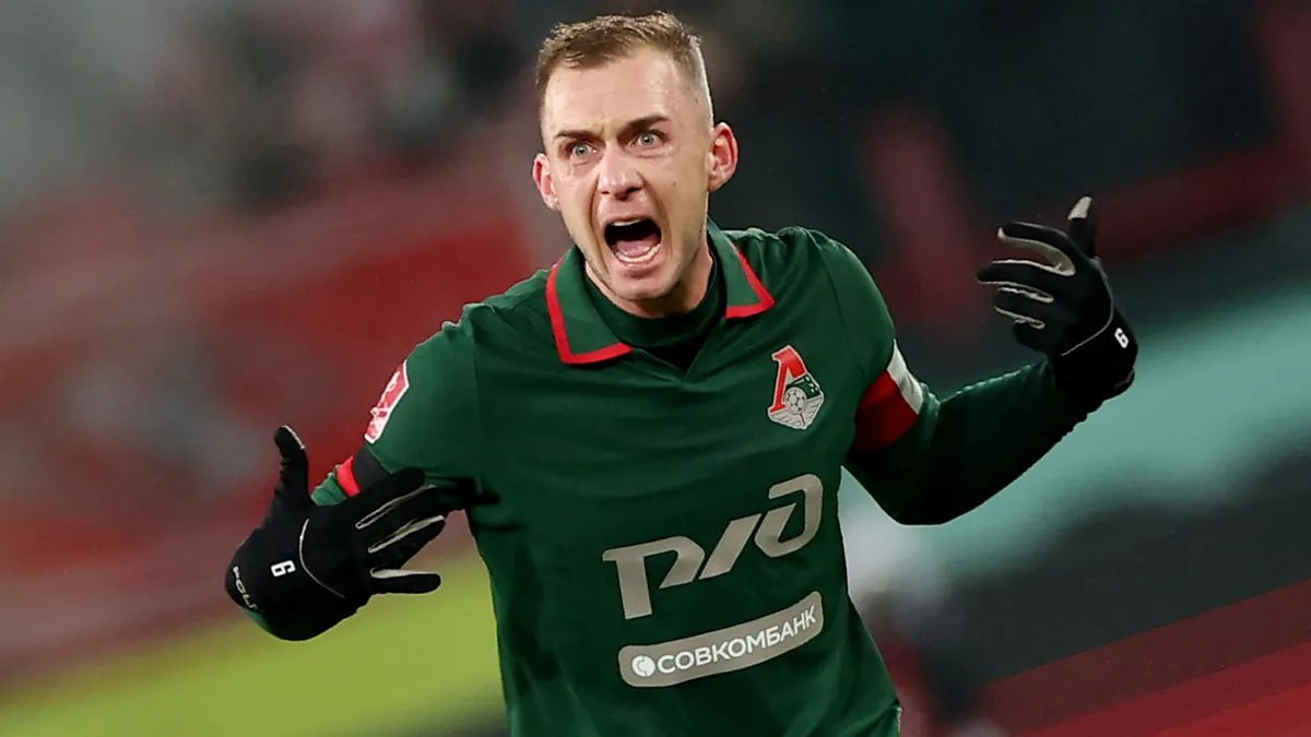 Локомотив ЦСКА обратился с предложением по Баринову которое значительно превышает начальное В столичном клубе сообщили что возобновили переговоры по возможному переходу своего капитана в армейскую команду После прошедшего сегодня медицинского обследования команды Локомотив ПФК ЦСКА обратился с новым обращением о выкупе прав на футболиста Дмитрия Баринова которое значительно превышает начальное предложение В сложившейся ситуации Локомотив возобновил переговоры Таким образом клуб на данный момент принял решение не отправлять Дмитрия Баринова на сборы с командой до разрешения ситуации по переговорам заявил спортивный директор Локомотива Дмитрий Ульянов