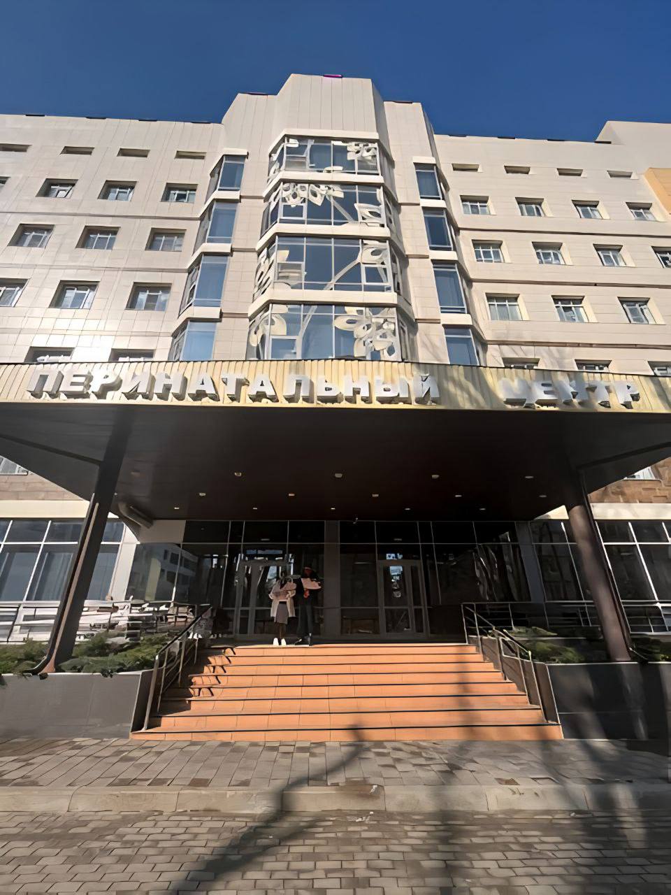 В Ставрополе перинатальный центр закроют на две недели для дезинфекции Согласно приказу регионального Минздрава Ставропольский краевой клинический перинатальный центр 1 закроют на две неделе на ежегодную профилактическую дезинфекцию Мероприятия будут проводиться с 28 октября по 10 ноября В этот период плановая госпитализация беременных будет осуществляться в другие медицинские учреждения с учетом групп риска Консультативно диагностическая поликлиника центра продолжит работу в обычном режиме говорится на сайте медучреждения Сообщает stavropol1777