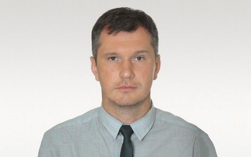 Новый Глава  Новым Главой администрации Ленинского района Ижевска назначен 37-летний Михаил Попов, руководивший ранее железнодорожным вокзалом столицы Удмуртии.   Ранее данный пост занимал Артур Акбашев.  Фото: пресс-служба администрации Ижевска    #Ижевск #Удмуртия