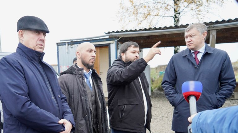 Замминистра Минприроды осмотрел строящийся мусорный полигон под Брянском   guberniya tv obshhestvo 319441 На полигоне построен пруд накопитель установлены системы очистки сточных вод с канализационными коллекторами сейчас продолжается благоустройство территории ƃℾ подписаться прислать новость