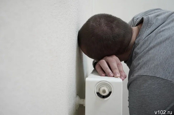 Волгоградстат опубликовал очередной еженедельный отчет об изменении потребительских цен в регионе. На этот раз, сообщает ИА «Высота 102», самые заметные изменения произошли не на продуктовых полках хотя здесь рекорд по увеличению цен поставили продавцы моркови – плюс 6,8% за неделю с 1 по 7 июля , а в сфере услуг. Согласно приведенным статистиками данным, в Волгоградской области продолжает дорожать размещение в гостиничных номерах, отмечается рост платы за проживание в муниципальном жилфонде, но «ярче» всего изменились тарифы на ЖКУ. Статистики посчитали, как в рублях изменилась плата за ЖКУ в Волгограде подробнее