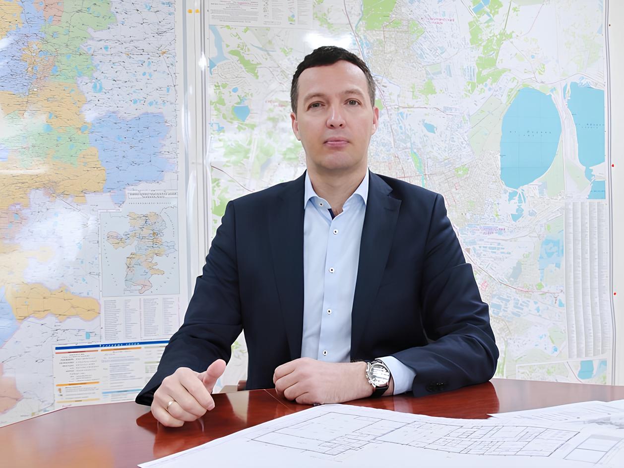 Бывшему главе ЮУ КЖСИ Владимиру Атаманченко вынесли приговор Экс руководителя жилищной корпорации обвинили в превышении должностных полномочий и присвоении многомиллионной суммы Какое наказание назначил суд dk chel