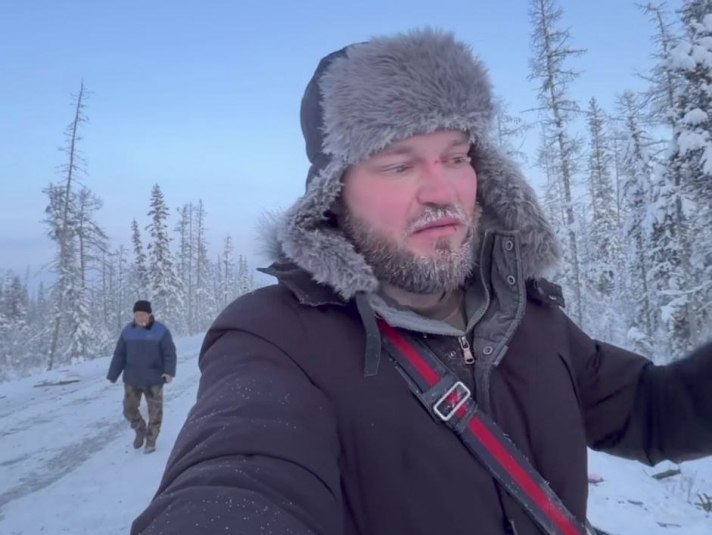 Блогеру из Ставрополя авария в 52 помешали проехать на Ниве через страну Он собирался посетить 89 регионов и в каждом высадить дерево Читать подробнее на сайте