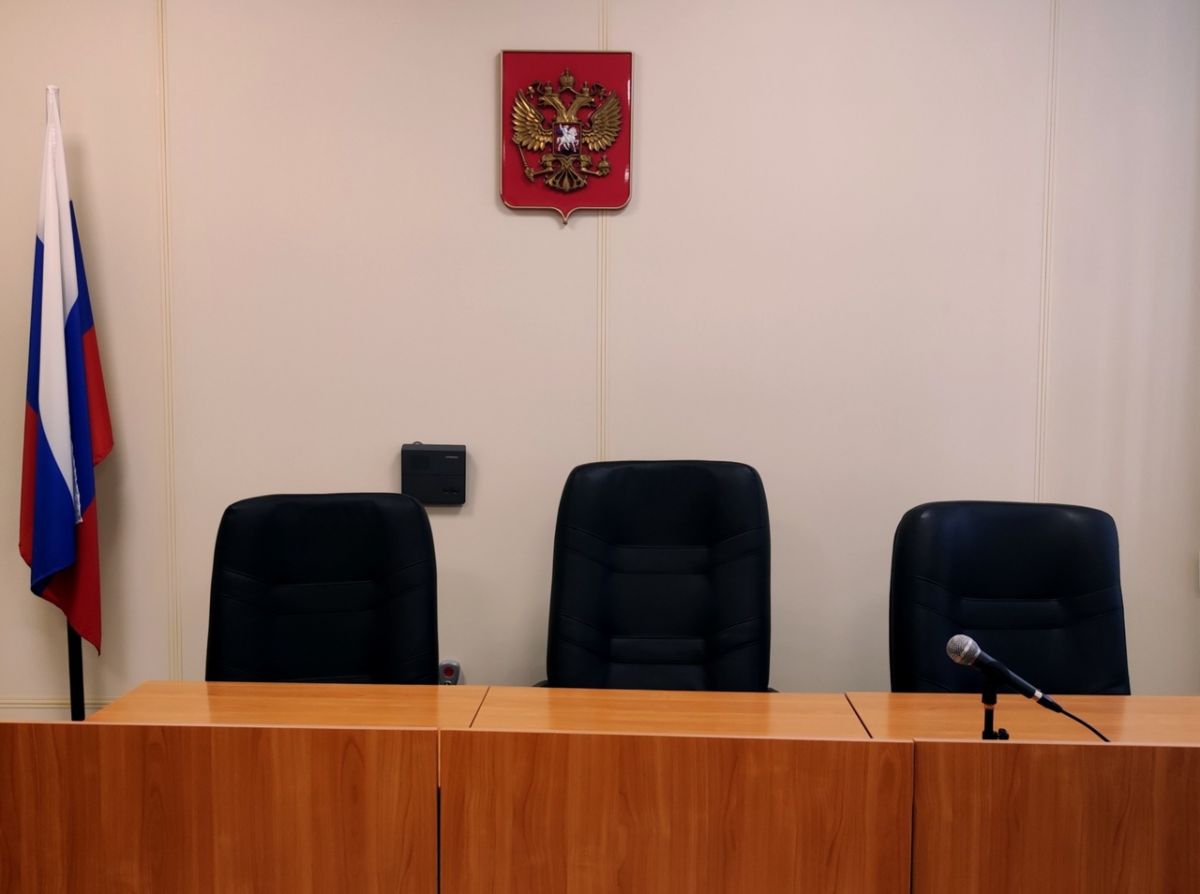 Перед липецким судом предстанет состоящая в романтических отношениях наркопара Прокуратура Усманского района завершила расследование уголовного дела о серии преступлений в сфере наркооборота. Молодая пара, состоявшие в романтических отношениях и сами употреблявшие наркотики, организовали схему сбыта запрещенных веществ через мессенджеры. ↗ Прислать новость Подписаться