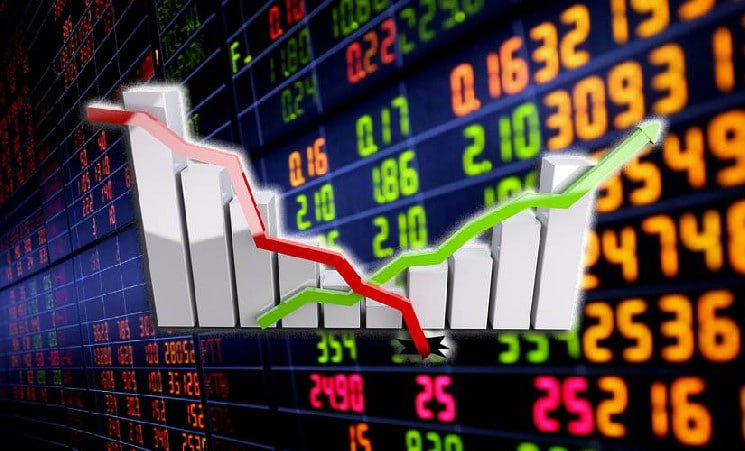 Крипторынок просел на 7,1% — $647M ликвидаций за сутки  Общая капитализация крипты снизилась до $3,85 трлн   За 24 часа ликвидировано позиций на $647 млн — больно, быстро, по классике.    Трейдеров “побрило”, особенно в альтах и на фьючах.    Но не всё так плохо: Bitcoin закрыл месяц на максимуме, что участники рынка расценивают как бычий сигнал.    Источник — CoinGecko    Ликвидации — CoinGlass  А ты выжил после этой чистки или сам словил стоп?     Chat / Чат     Subscribe / Подпишись   Buy Stars without KYC   Наш бот с комбо / Our bot with combo   Поддержи канал / Boost channel