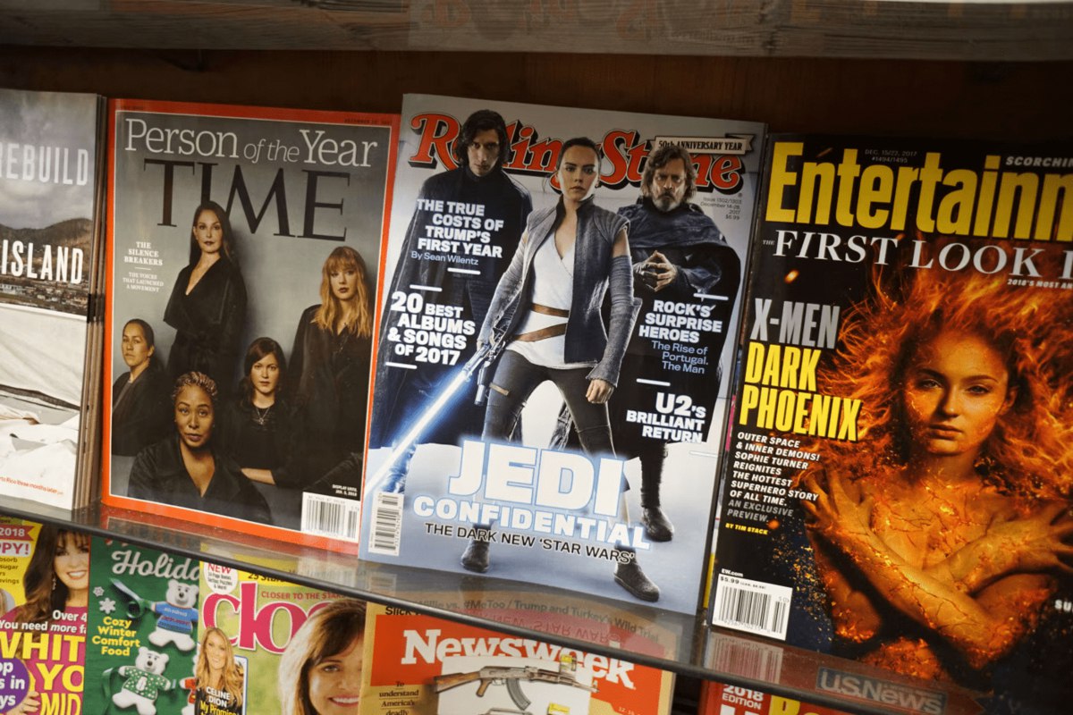 Penske Media которая владеет Rolling Stone и The Hollywood Reporter подала в суд на Google из за ИИ сводок в поисковой выдаче Издатель заявляет что функция снижает трафик сайтов контент которых используется для ответов vc ru legal 2214191