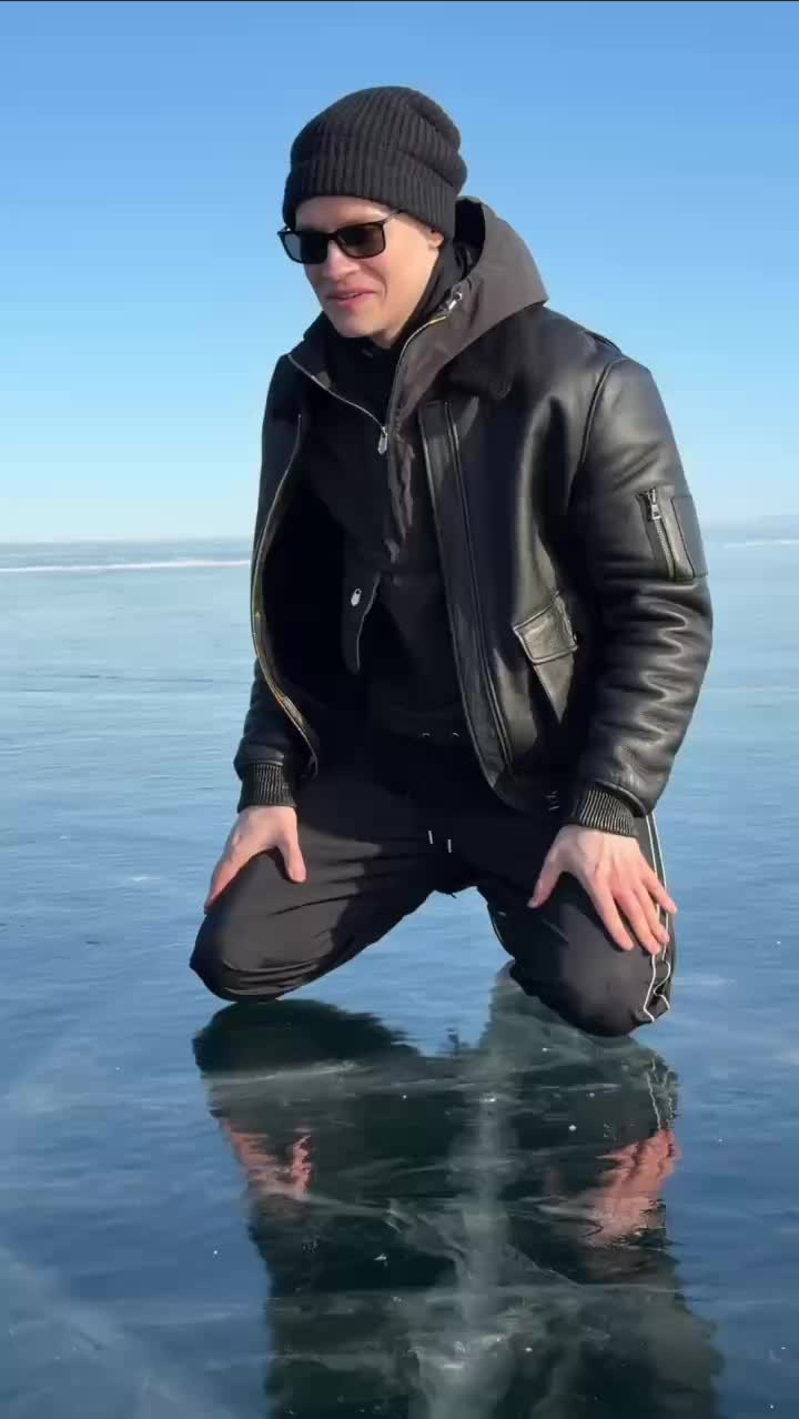 Shaman пробует на вкус лед Байкала