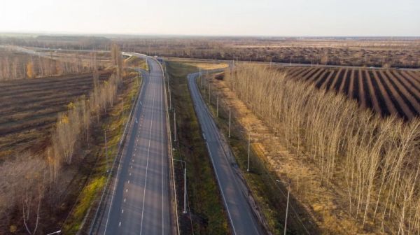 В Корсаковском районе отремонтируют дорогу на 193 млн рублей В Корсаковском районе будет отремонтирован участок автомобильной дороги Новосиль – Корсаково – Орлик протяженностью семь километров, сообщили в департаменте дорожного хозяйства, транспорта и реализации государственных строительных программ Орловской области. ↗ Прислать новость Подписаться