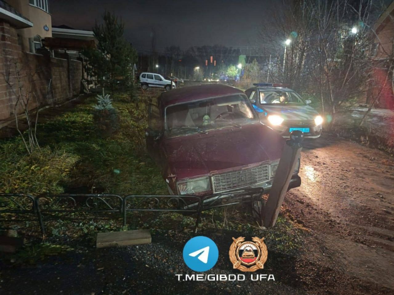 В Уфе задержали 15 летнего школьника за рулём автомобиля На улице Верности инспекторы остановили машину которой управлял подросток без водительских прав Он растерялся и съехал на обочину Составлен протокол автомобиль отправлен на штрафстоянку Родителям грозит наказание Спутник FM Уфимская Волна