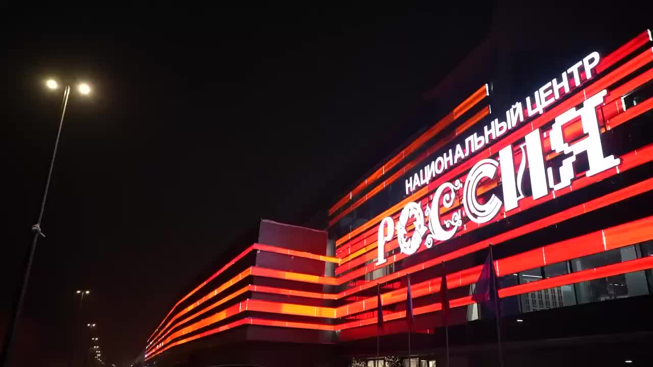 Сергей Новиков оценил экспозицию национального центра Россия на Енисее в Красноярске