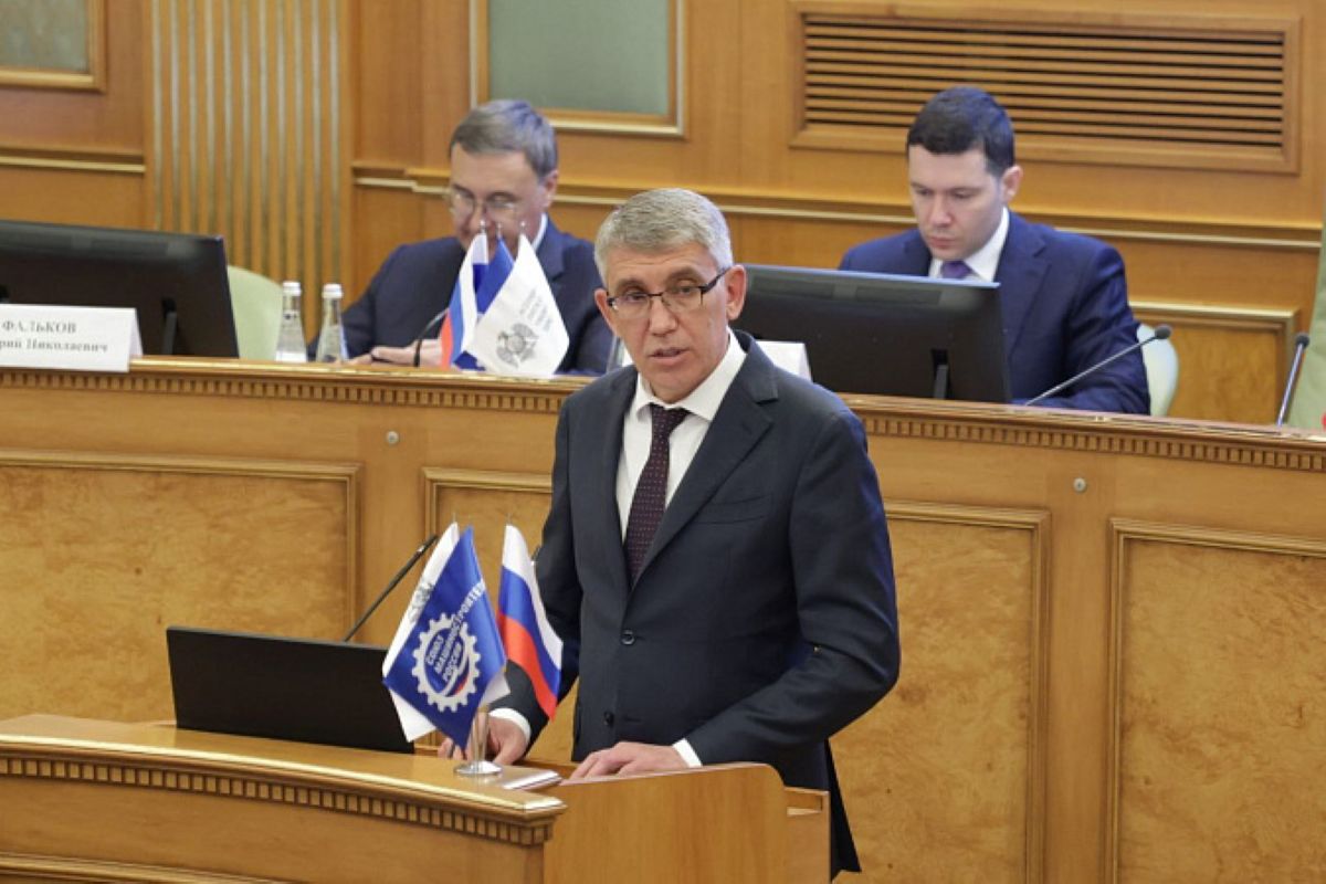 Дмитрий Миляев рассказал о подготовке к проведению форума «Инженеры будущего» Губернатор Тульской области выступил на заседании Бюро Союза машиностроителей России с докладом о подготовке к форуму «Инженеры будущего», который вновь состоится в регионе. Подробнее Подписаться