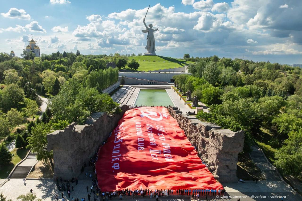 В 2025 году Волгоградскую область посетили около 2 1 млн туристов Это почти на 10 больше чем в 2024 году   Открытый Волжский в MAX