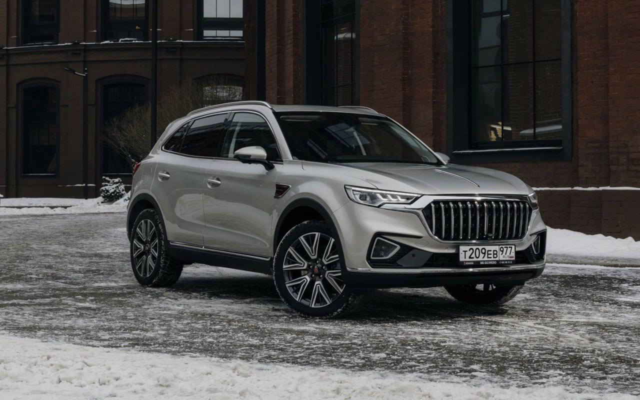 Hongqi планирует собирать автомобили на территории России Об этом в ходе форума автомобильного бизнеса CarXL 25 рассказал исполнительный директор Hongqi в России Иван Савельев передает корреспондент Autonews По словам топ менеджера это будет собственное производство На данный момент они ждут финального решения по этому вопросу от китайского офиса