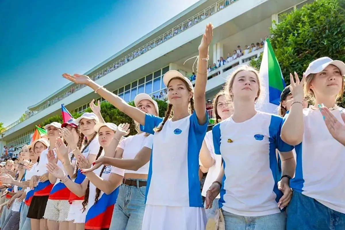 Санатории и детские лагеря Кубани освободят от туристического налога В Краснодарском крае до конца 2026 года планируют отменить туристический налог для санаториев детских лагерей и здравниц Такое поручение дал Вениамин Кондратьев на совещании по подготовке к курортному сезону в Геленджике По словам губернатора эта мера поможет поддержать отрасль и сделать отдых и оздоровление доступнее для большего числа людей kub news ru