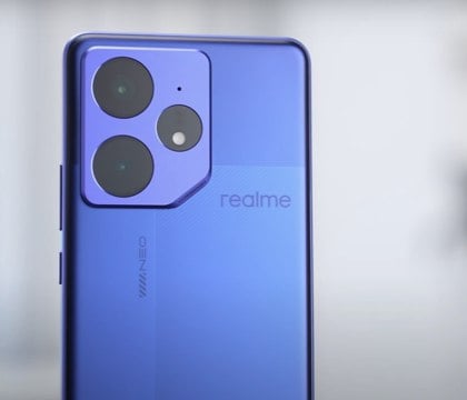 realme анонсировала смартфон с Dimensity 8400 — «Бог войны для игр» и конкурент REDMI Turbo 4  В конце декабря MediaTek представила новый процессор Dimensity 8400, который станет основой для среднебюджетников нового поколения. Тут же Xiaomi анонсировала REDMI Turbo 4 — первый смартфон с новым чипом.  Читать далее