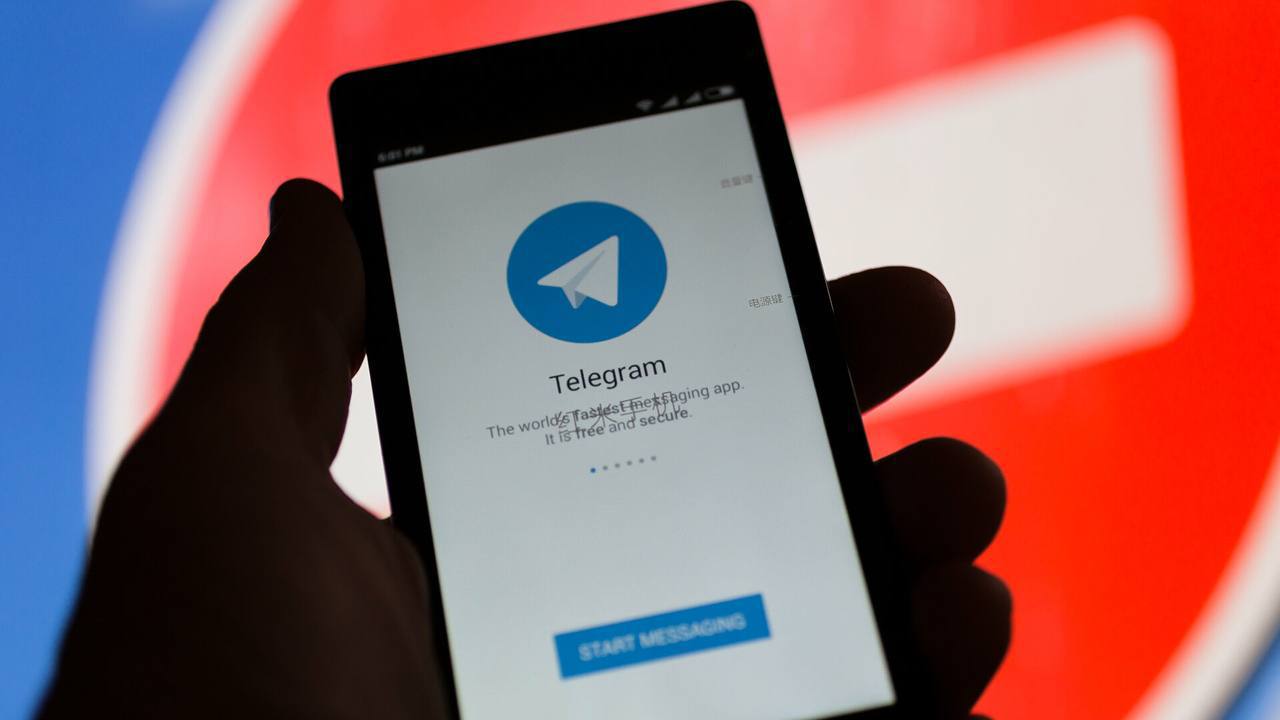 Сейчас в работе Telegram в Узбекистане наблюдается сбой Пользователи не могут скачать медиа из чатов и каналов не могут послушать и расшифровать голосовые сообщения Подпишитесь и следите за актуальными новостями на нашем канале telegram me joinchat AAAAAEEdc qam7052mnXKA