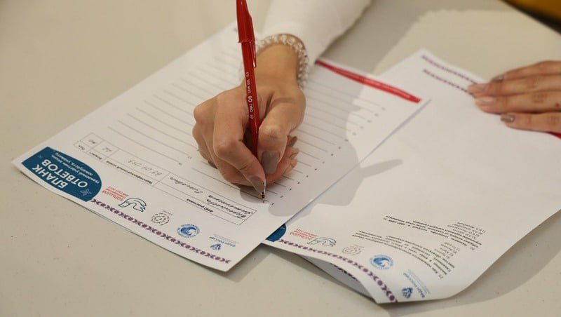 Всероссийский этнодиктант на языках народов Севера Сибири и Дальнего Востока стартует 16 февраля Мероприятие приурочено к Международному дню родного языка а также посвящено Году единства народов России   Подробности здесь   Подписаться на нас Telegram I MAX Прислать нам новость Sakhonlinebot